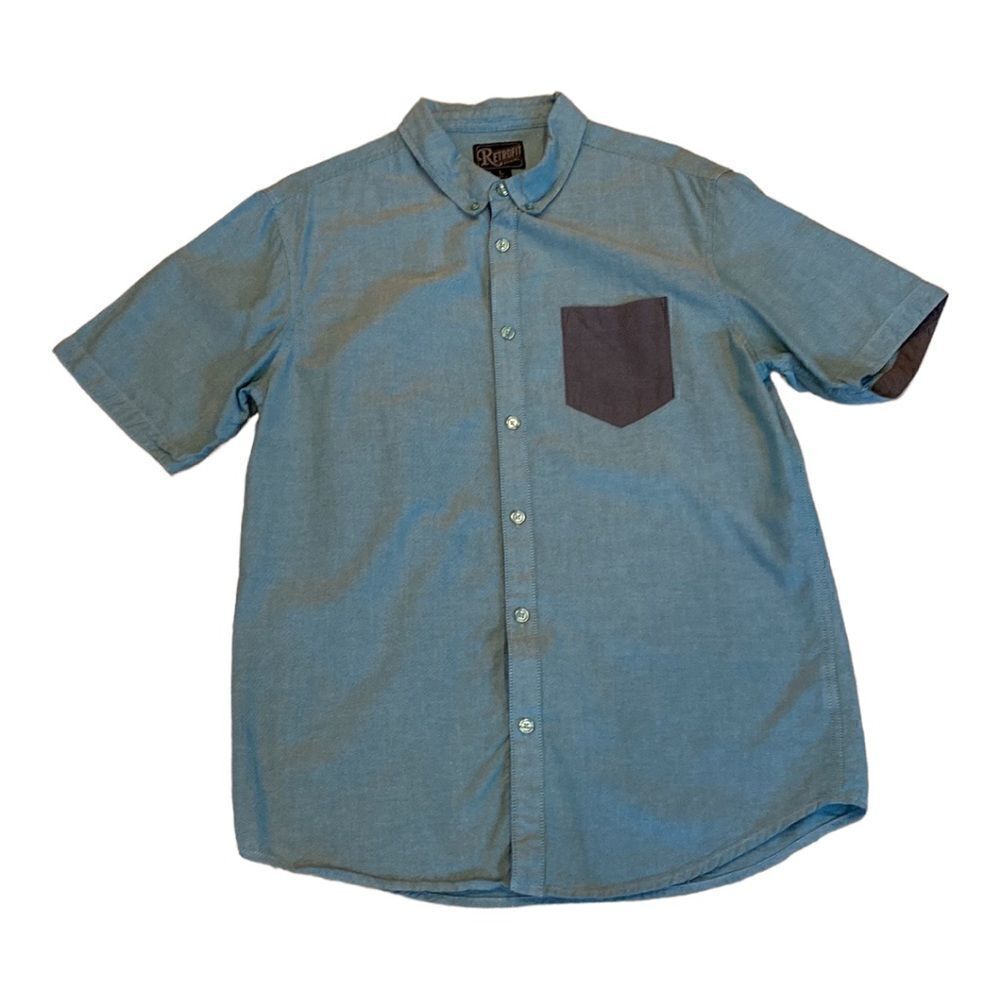 Retrofit Men’s Button Down Shirt Size Large